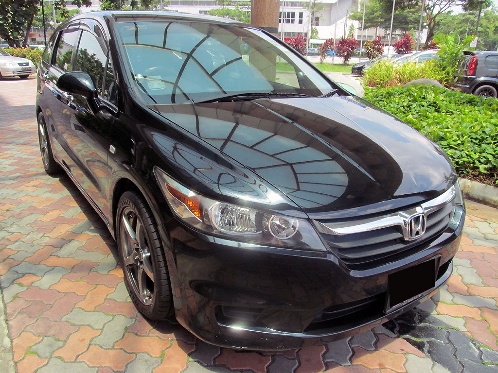 Honda Stream 1.8A