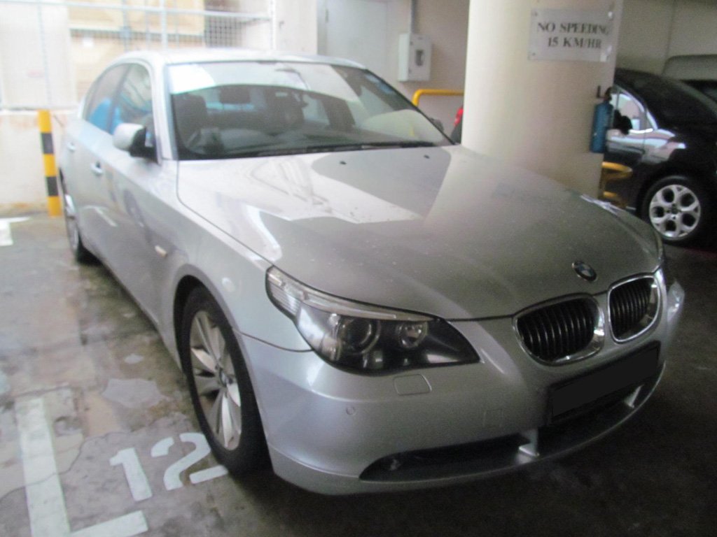 BMW 523I