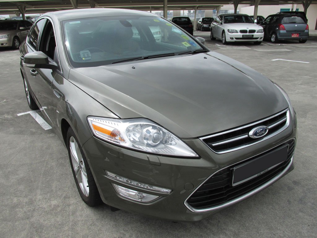 Ford Mondeo Titanium 2.0A 5DR