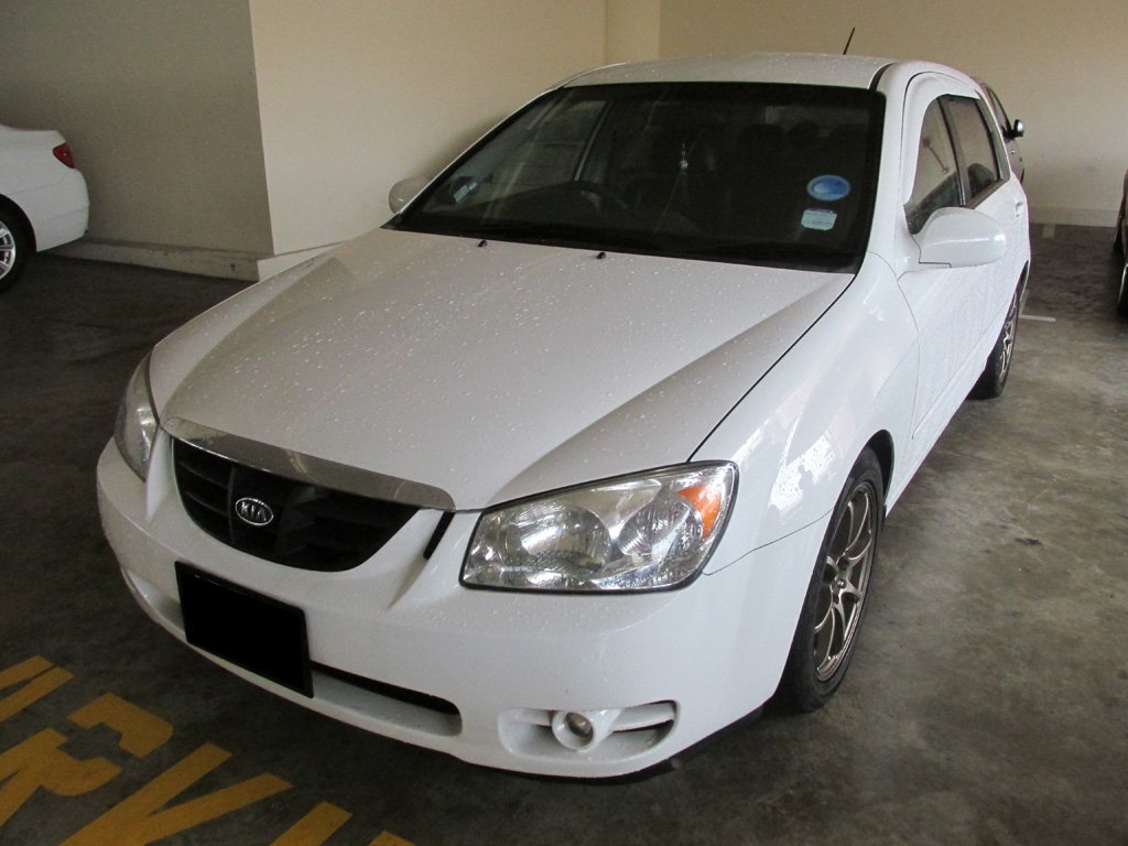 Kia Cerato 1.6M HB