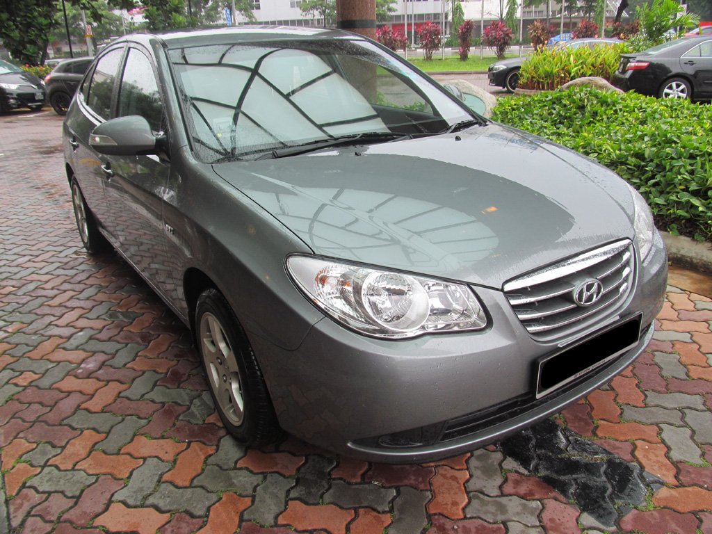 Hyundai Avante 1.6A S