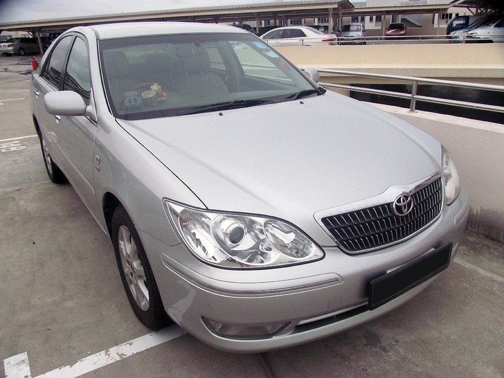 Toyota Camry 2.4A