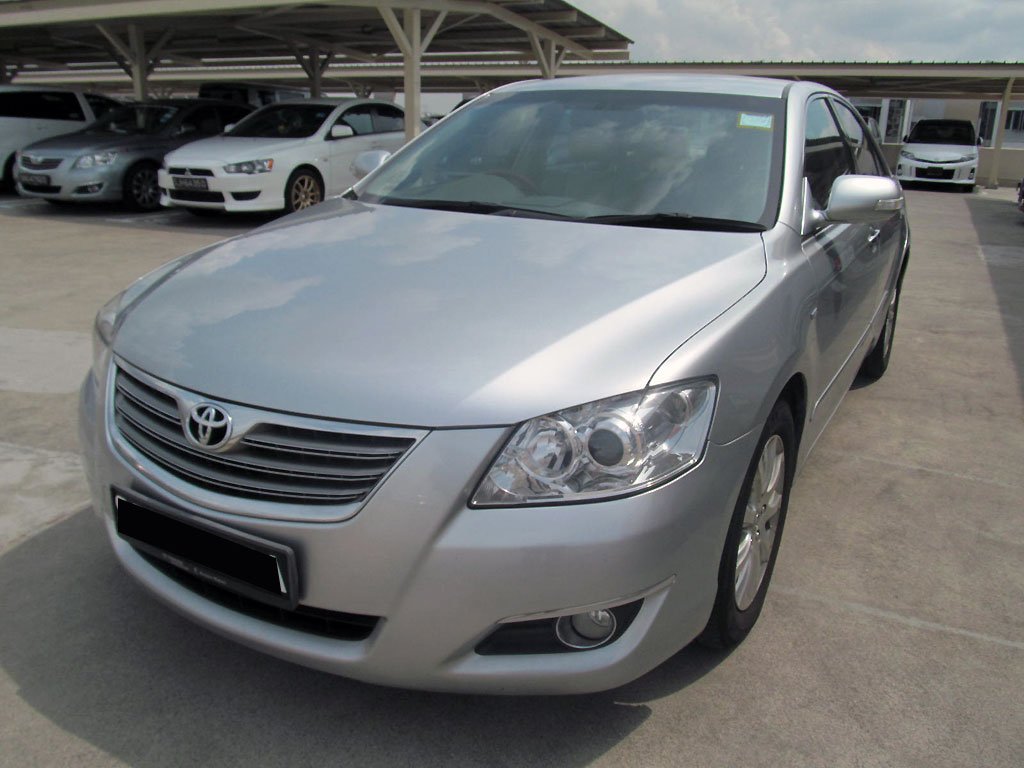 Toyota Camry 2.4A