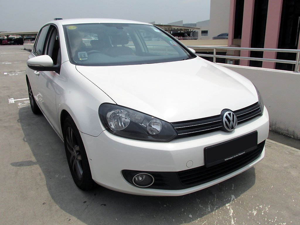 Volkswagen New Golf 1.4A TSI