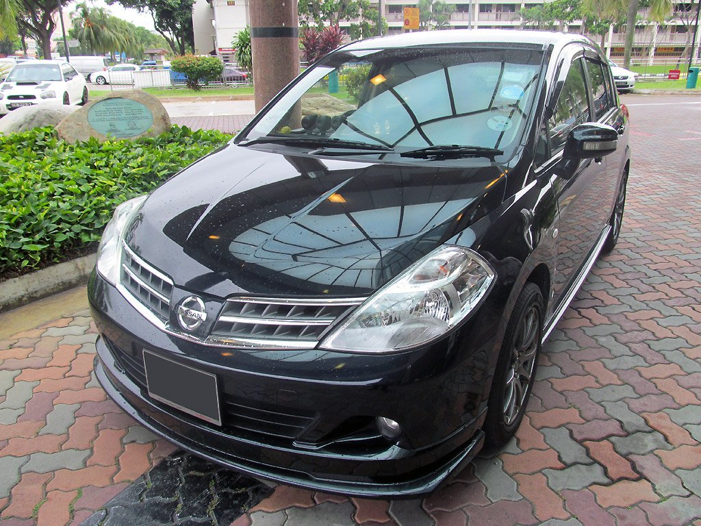 Nissan Latio 1.5A Sports Premium