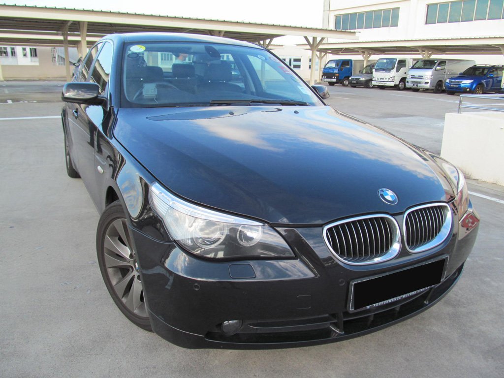 BMW 523I