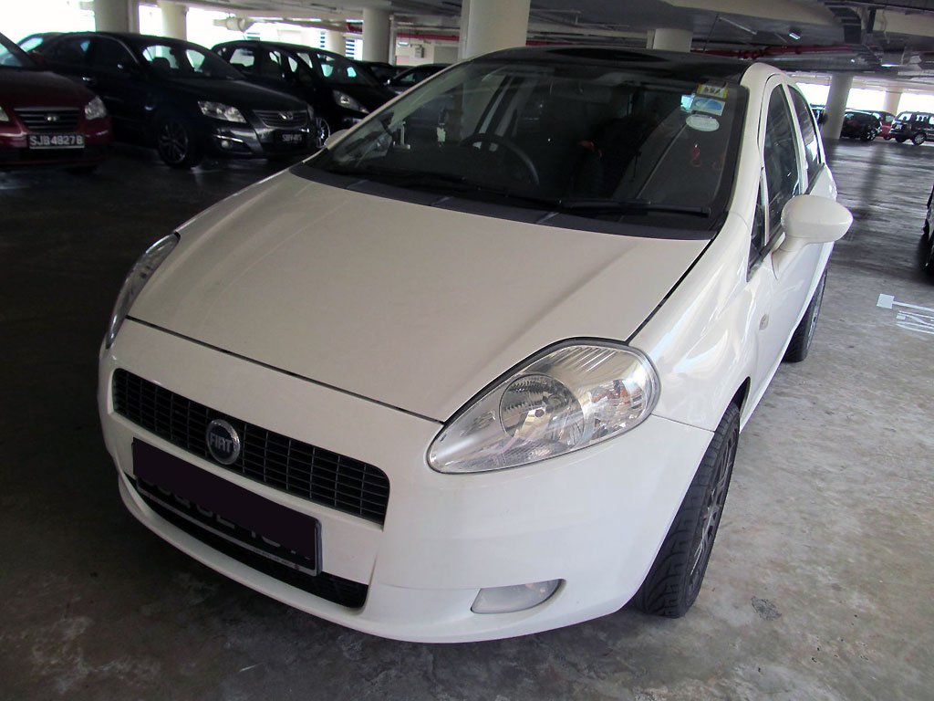 Fiat Grande Punto 1.4A 5DR Dynamic Sunroof