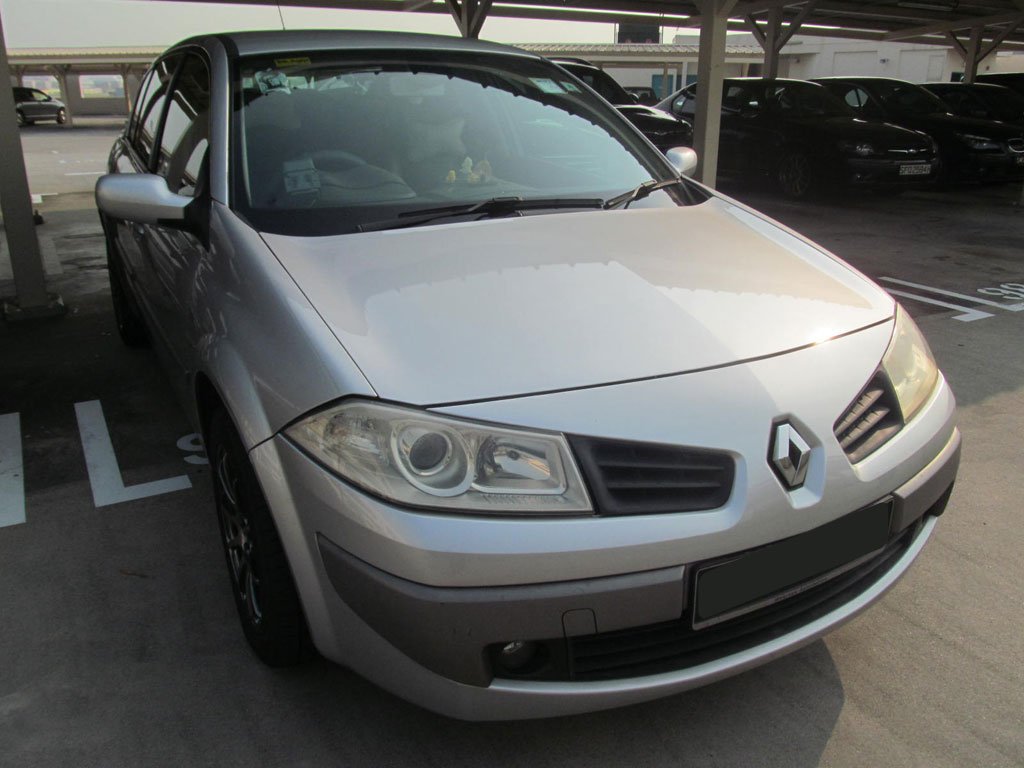 Renault Megane 1.6A 4DR