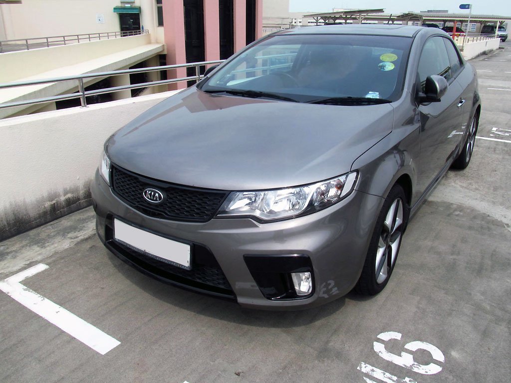 Kia Cerato Forte Koup 2.0A SX SR