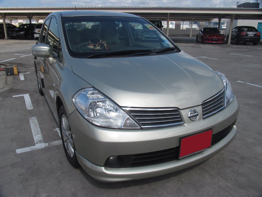 Nissan Latio 1.5A Premium (OPC)