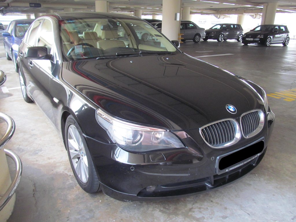 BMW 523I