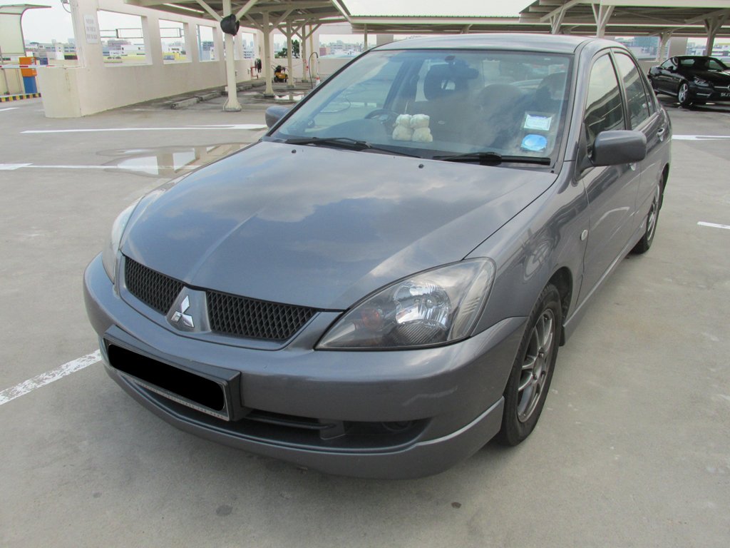 Mitsubishi Lancer 1.6A GLX