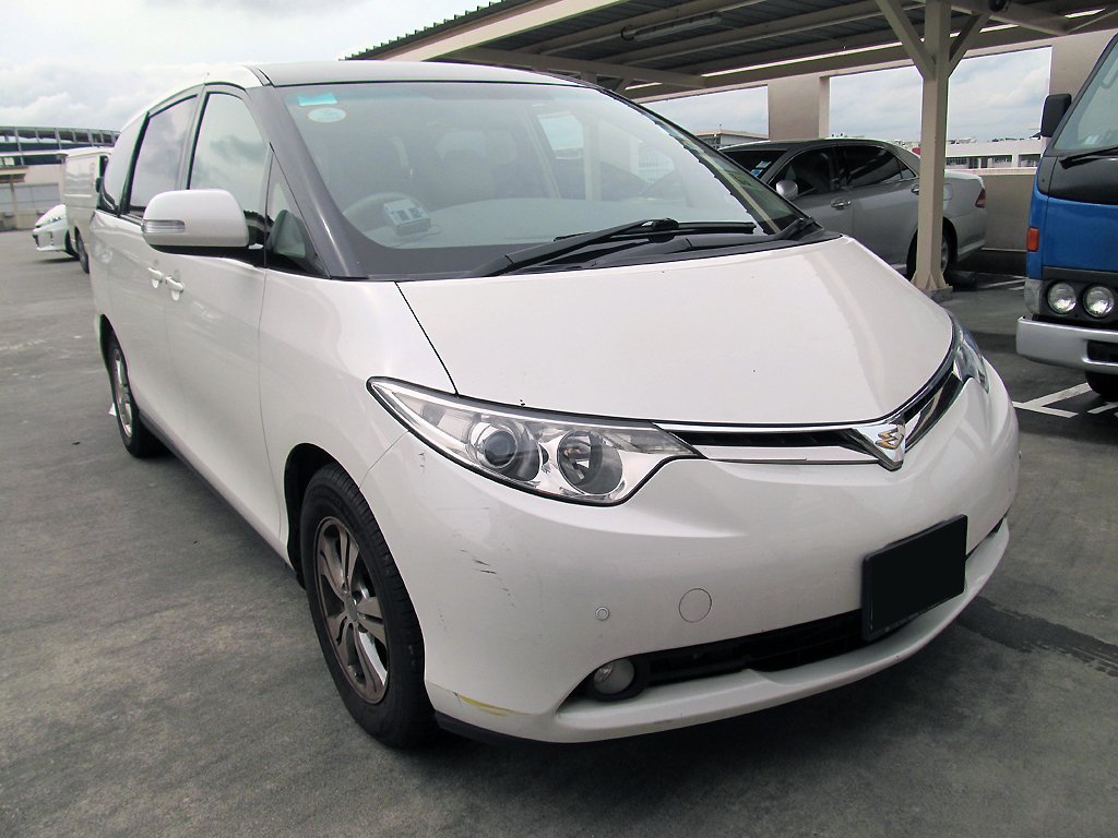 Toyota Estima 2.4A