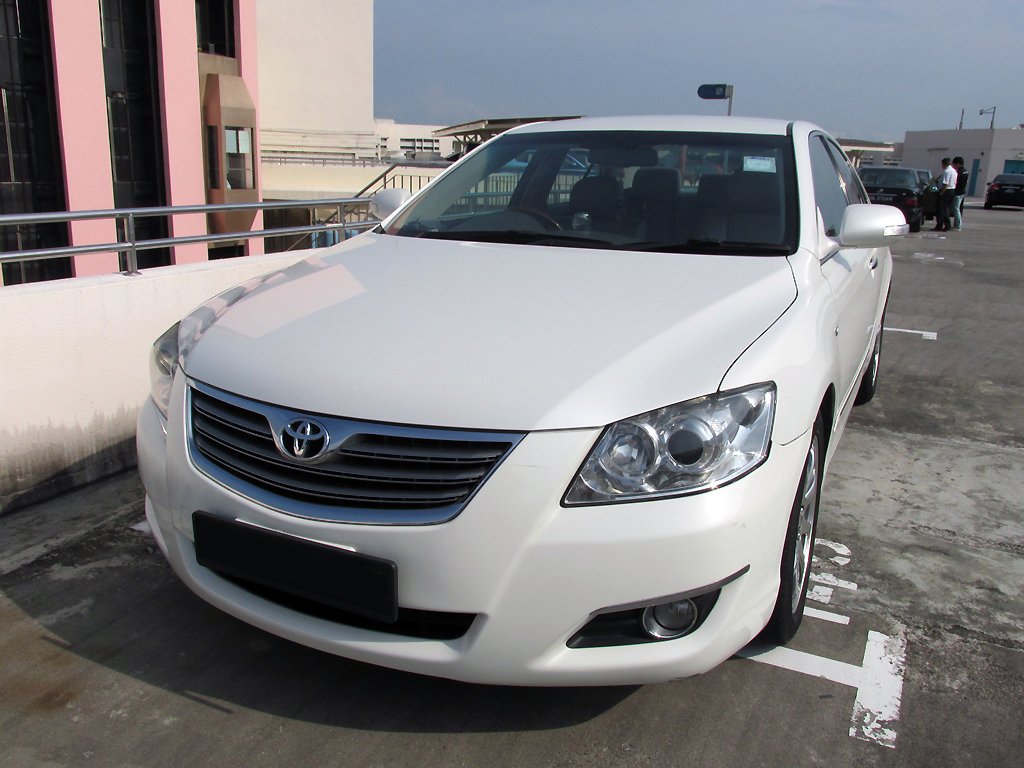 Toyota Camry 2.4A