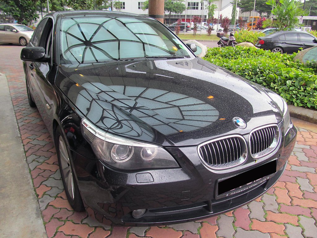 B.M.W. 523I