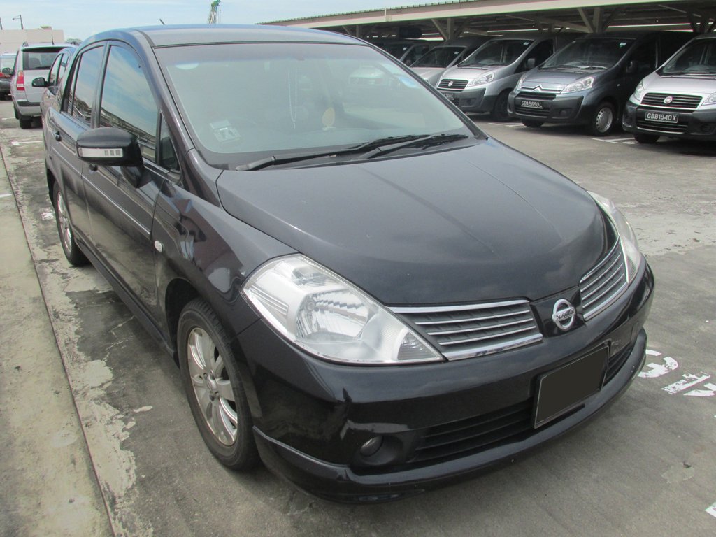 Nissan Latio 1.5A Premium