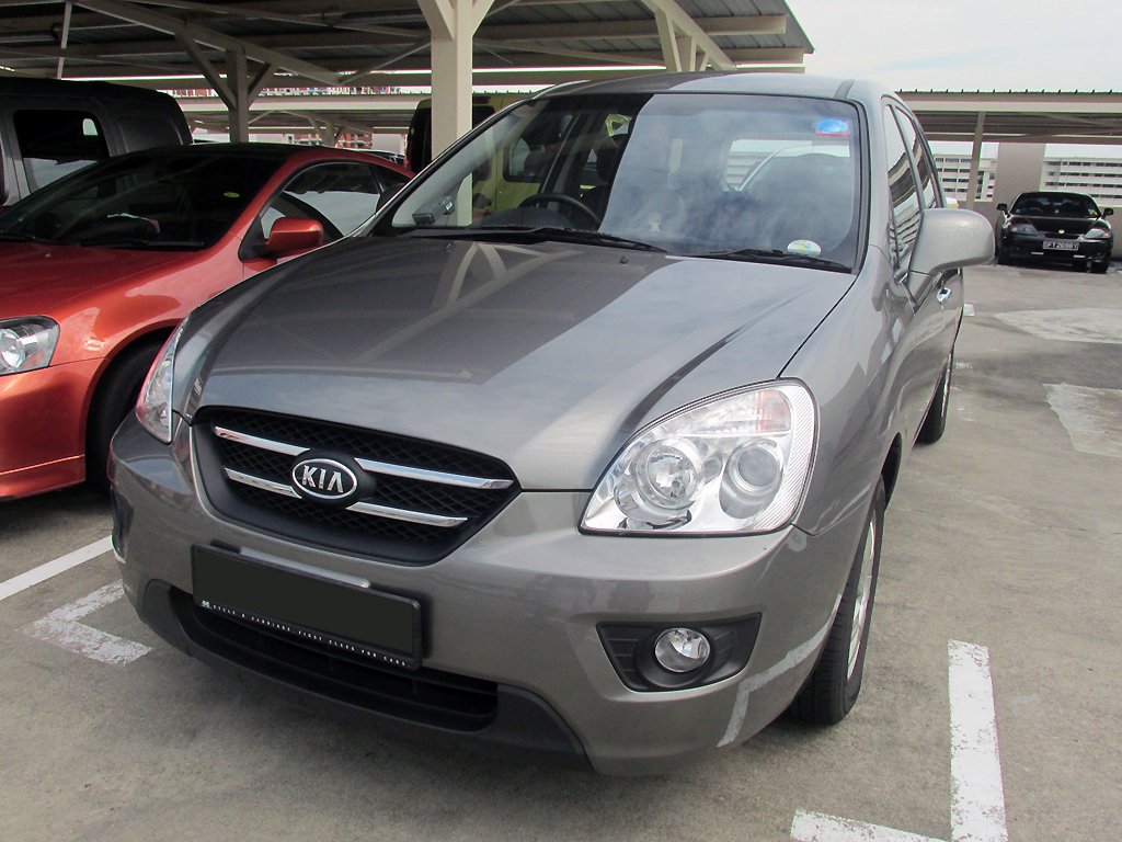 Kia Carens 2.0A