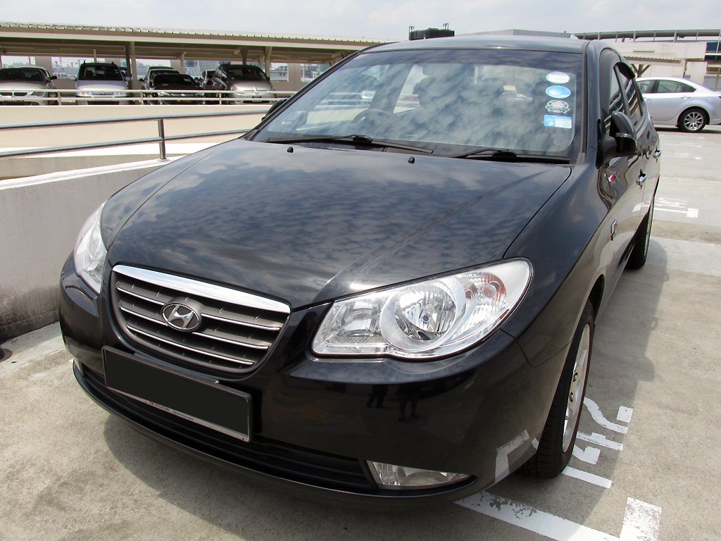 Hyundai Avante 1.6A S
