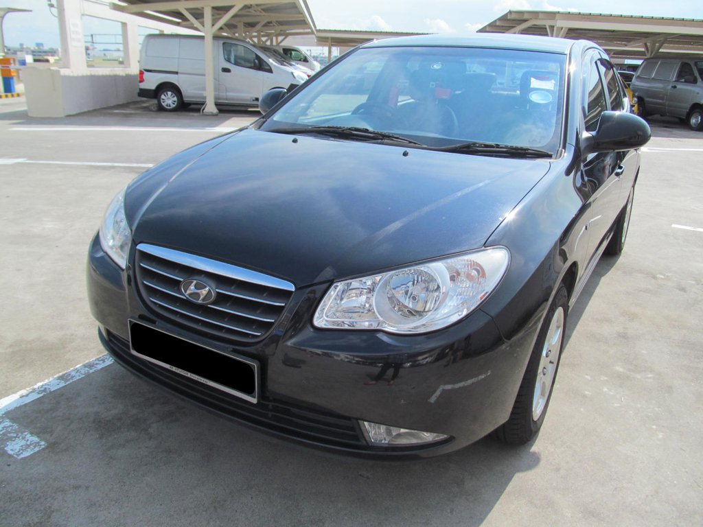 Hyundai Avante 1.6A S