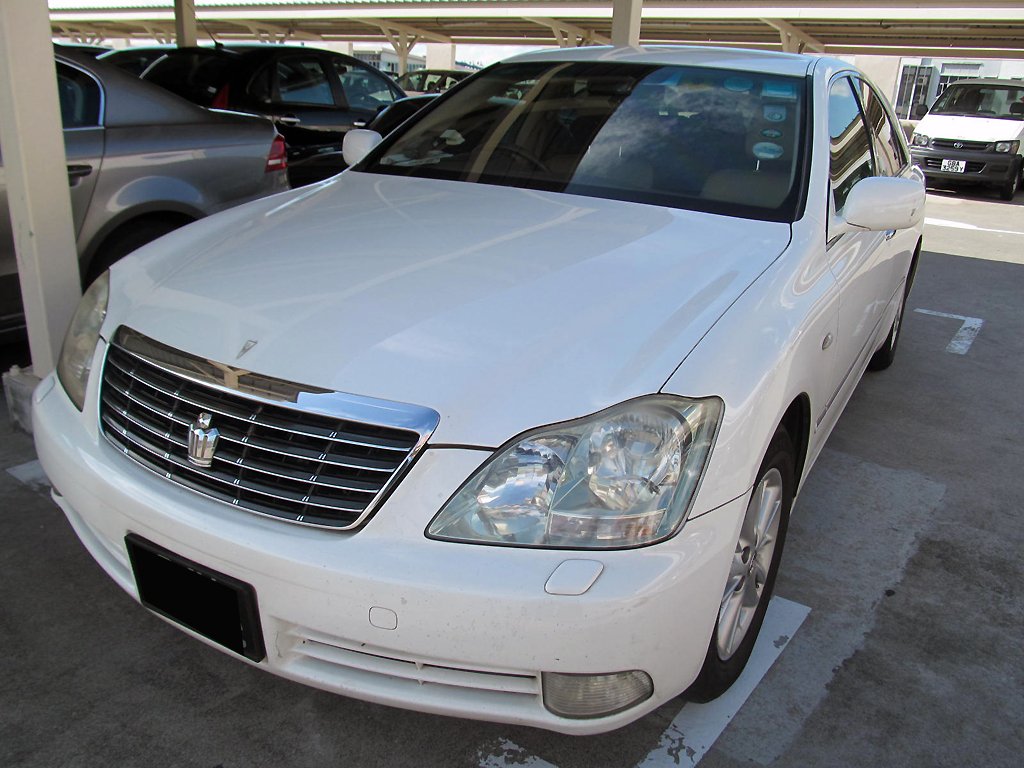 Toyota Crown Royal 3.0A