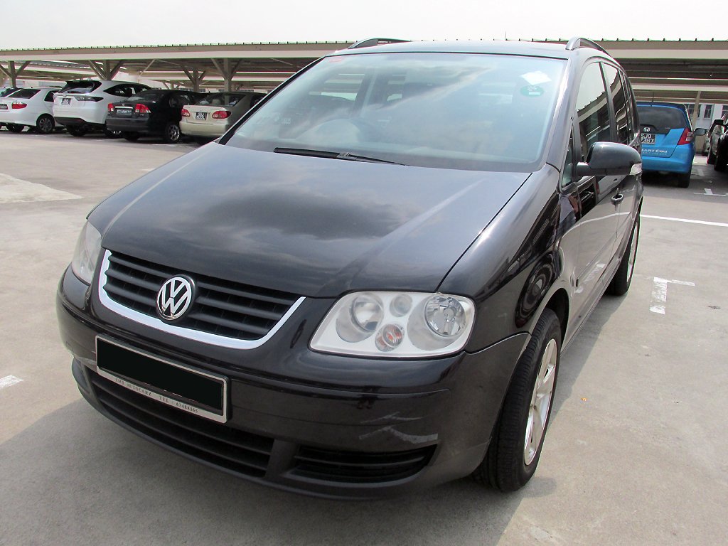 Volkswagen Touran 1.6A