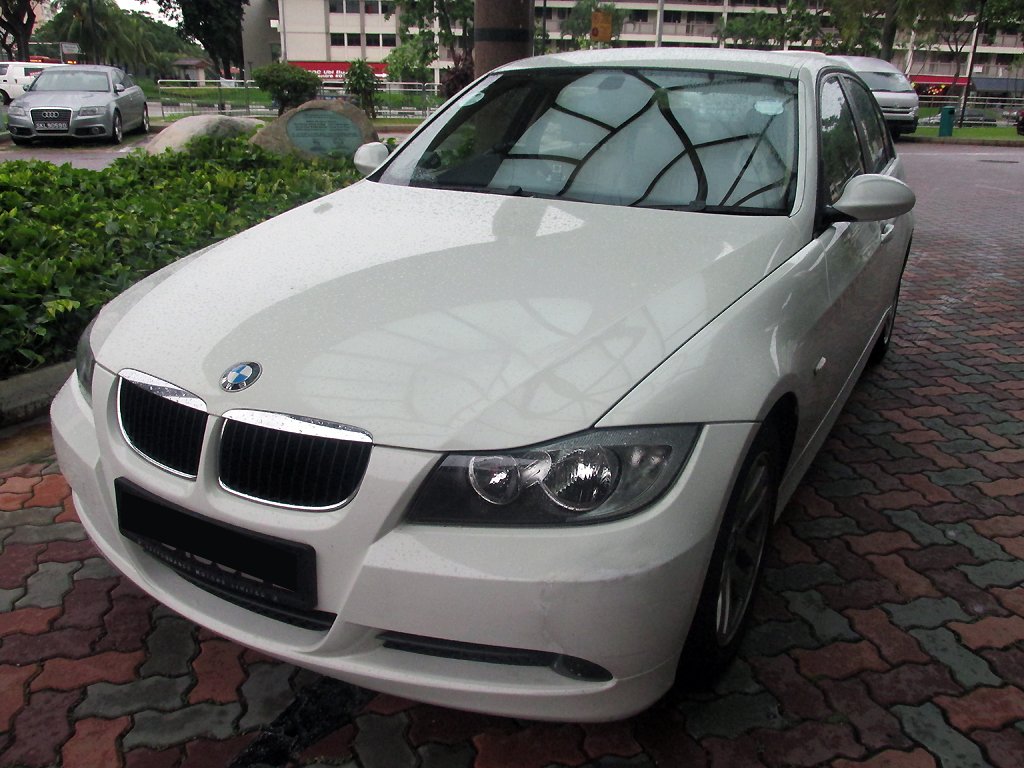 BMW 320I