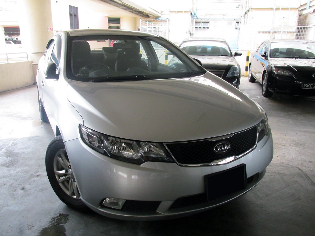 Kia Cerato Forte 1.6A EX
