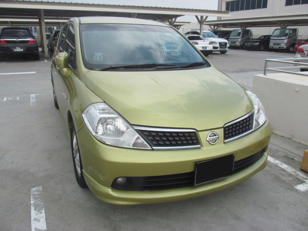 Nissan Latio 1.5A Sport Premium