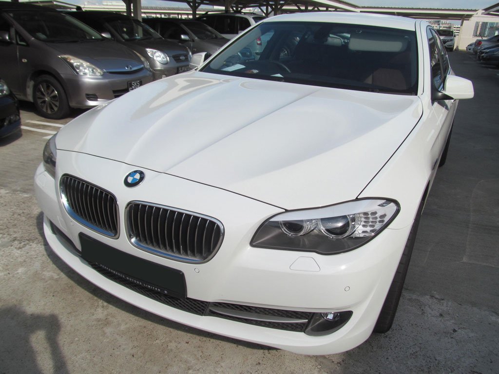 BMW 523I