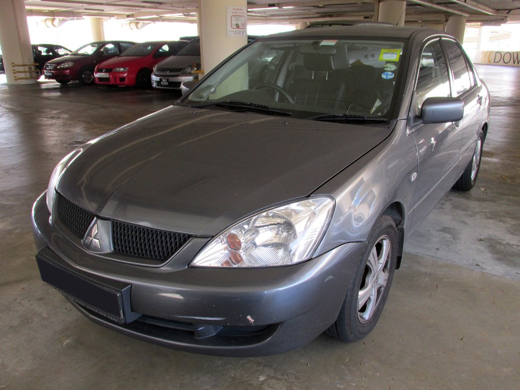 Mitsubishi Lancer 1.6A GLX
