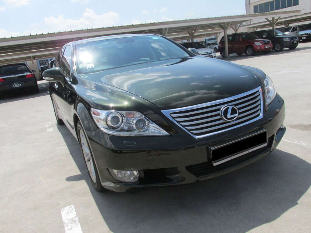 Lexus LS460L