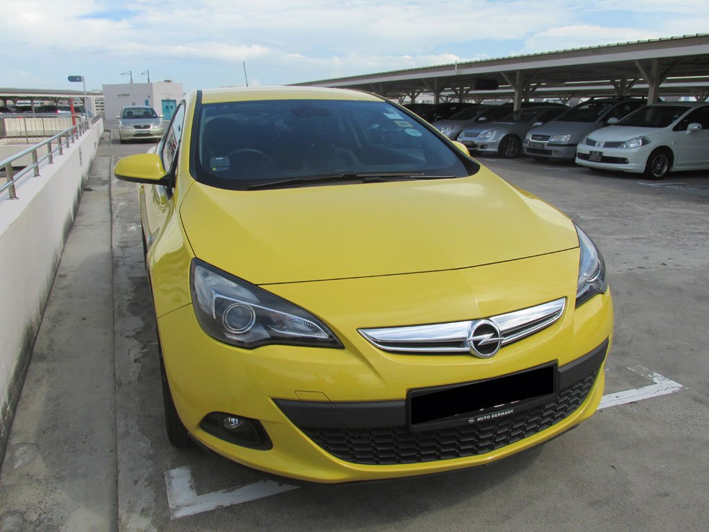Opel Astra GTC 1.4A 3DR