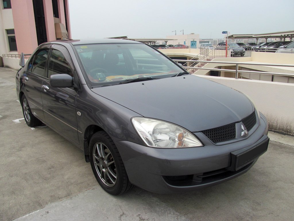 Mitsubishi Lancer 1.6M GLX