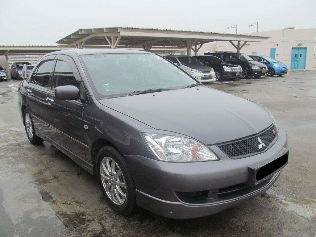 Mitsubishi Lancer 1.6A GLX