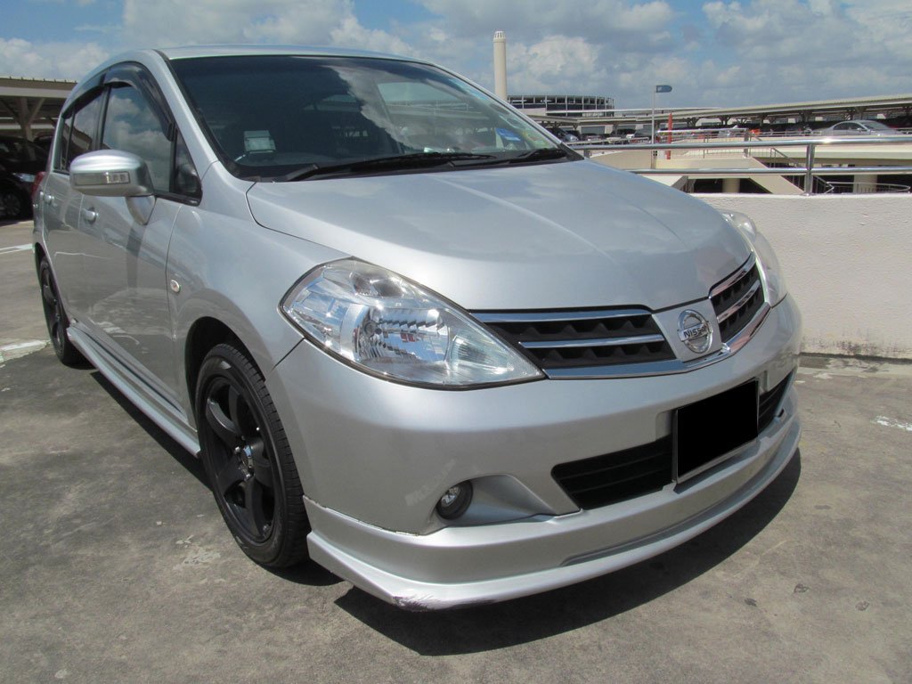 Nissan Latio 1.5A Sports Premium
