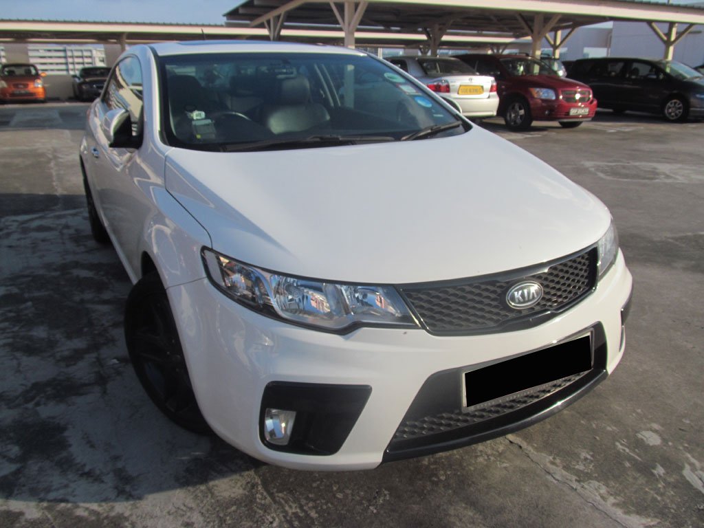 Kia Cerato Forte Koup 1.6A SX Sunroof