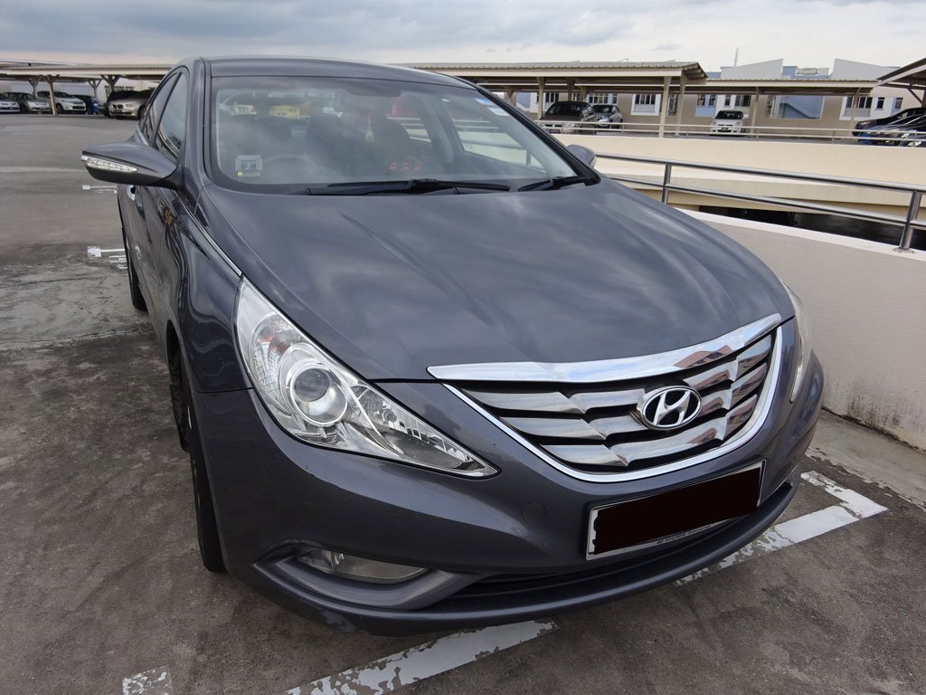 Hyundai I45 2.0A