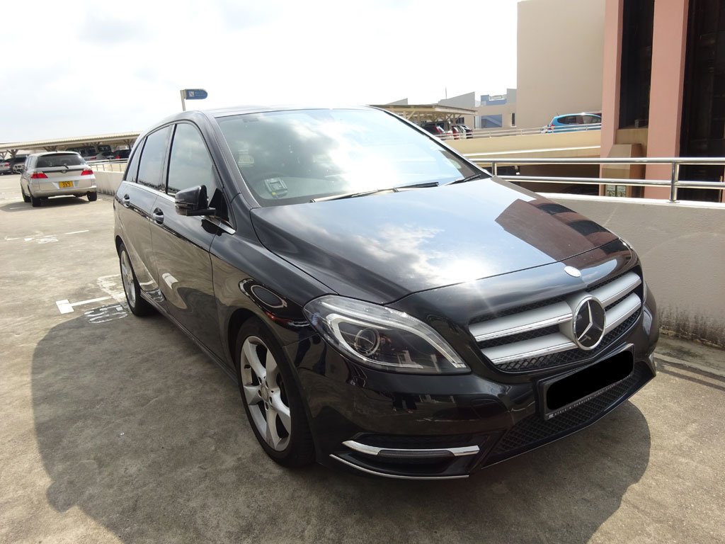 Mercedes Benz B200