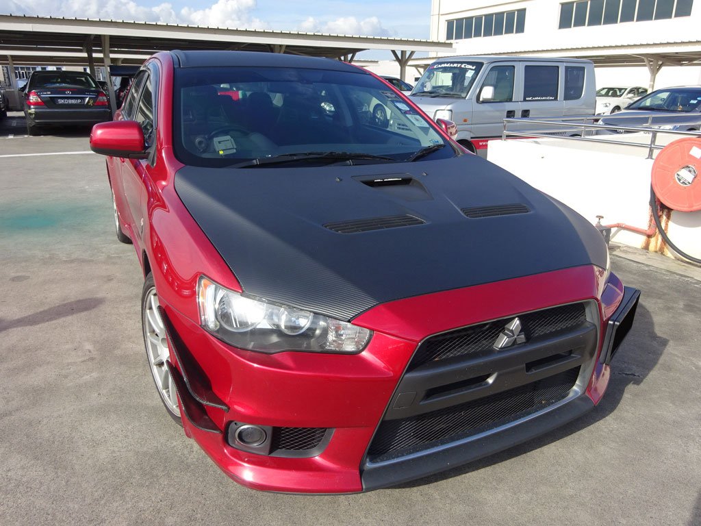 Mitsubishi Lancer EVO-GSR 2.0M Turbo