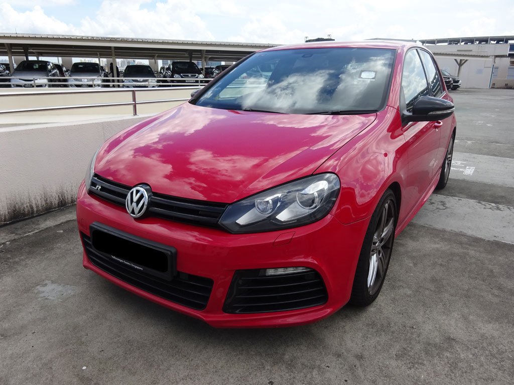 Volkswagen Golf R 2.0A 5DR