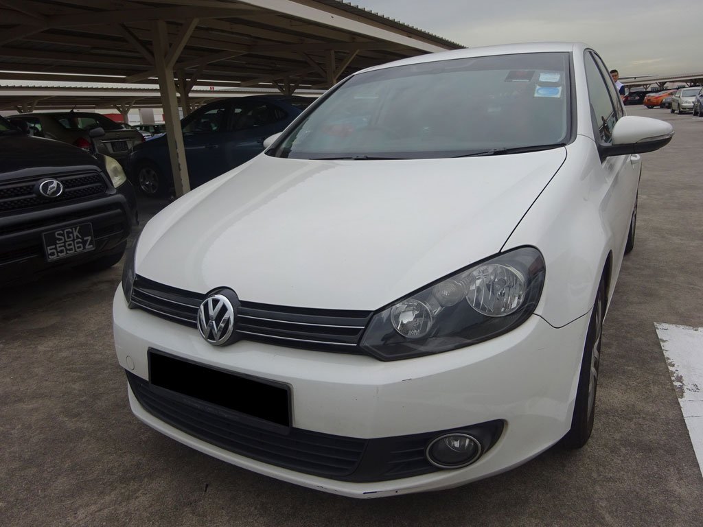 Volkswagen New Golf 1.4A