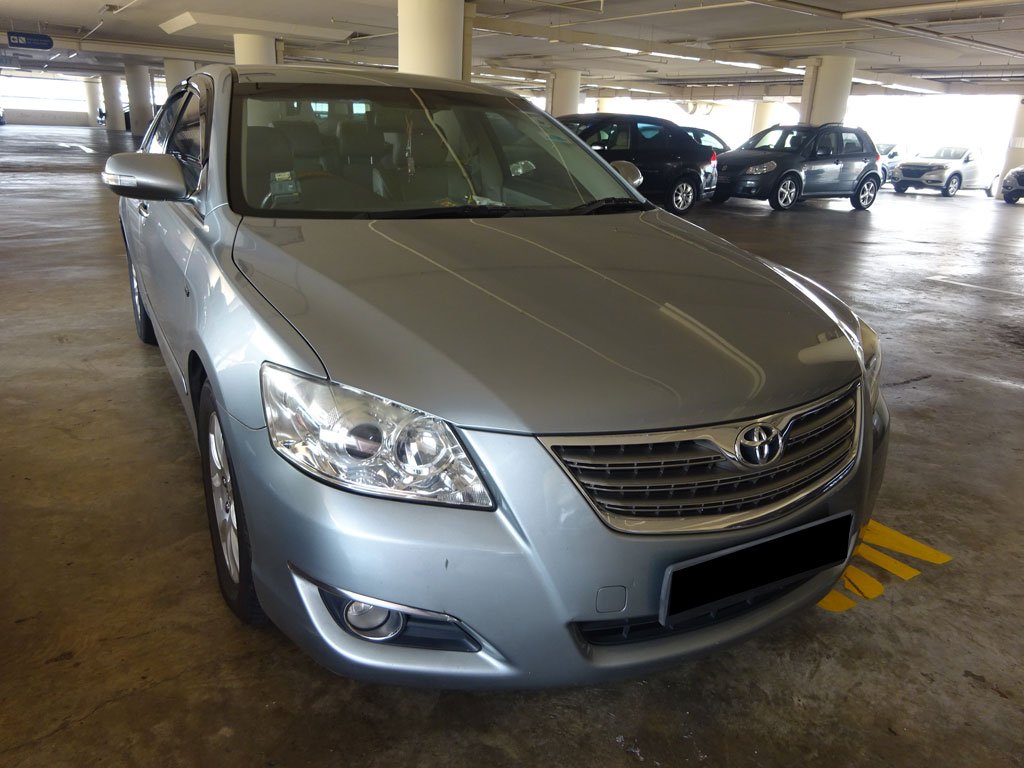 Toyota Camry 2.4A
