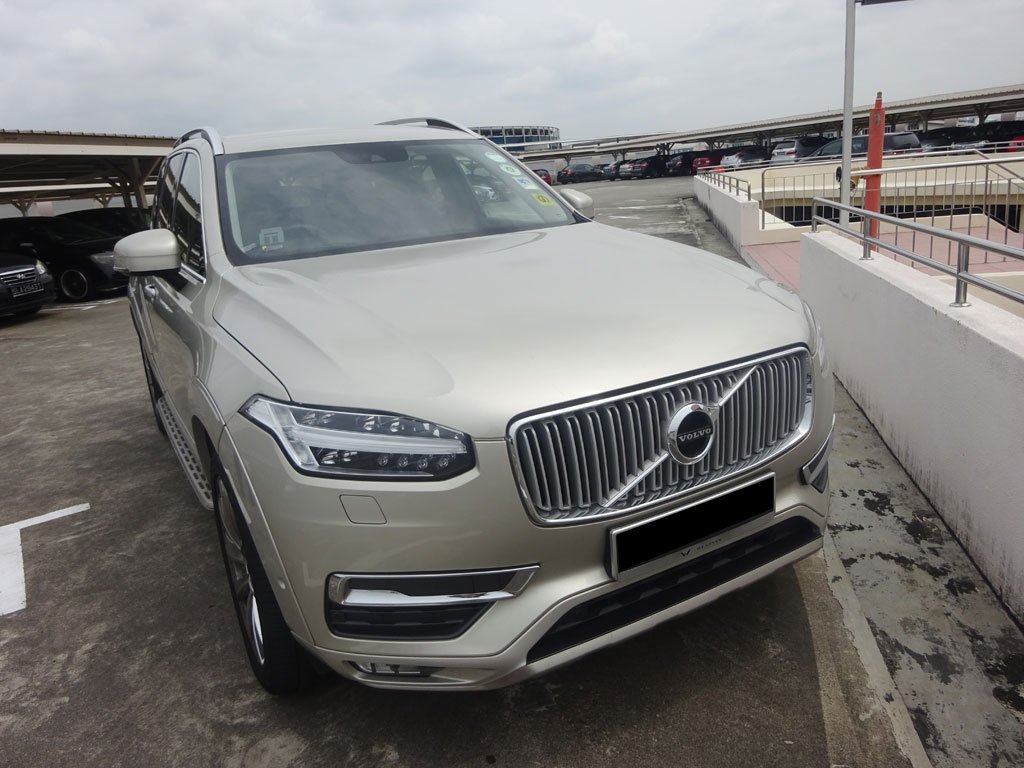 Volvo XC90 T6 Momentum
