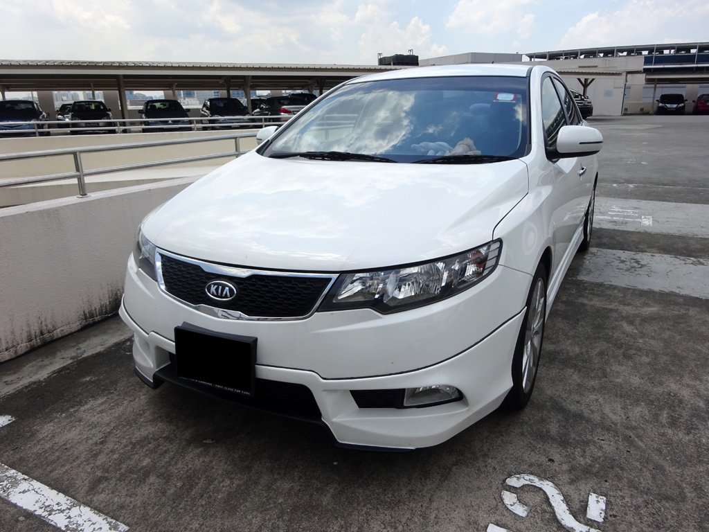 Kia Cerato Forte 1.6A SX