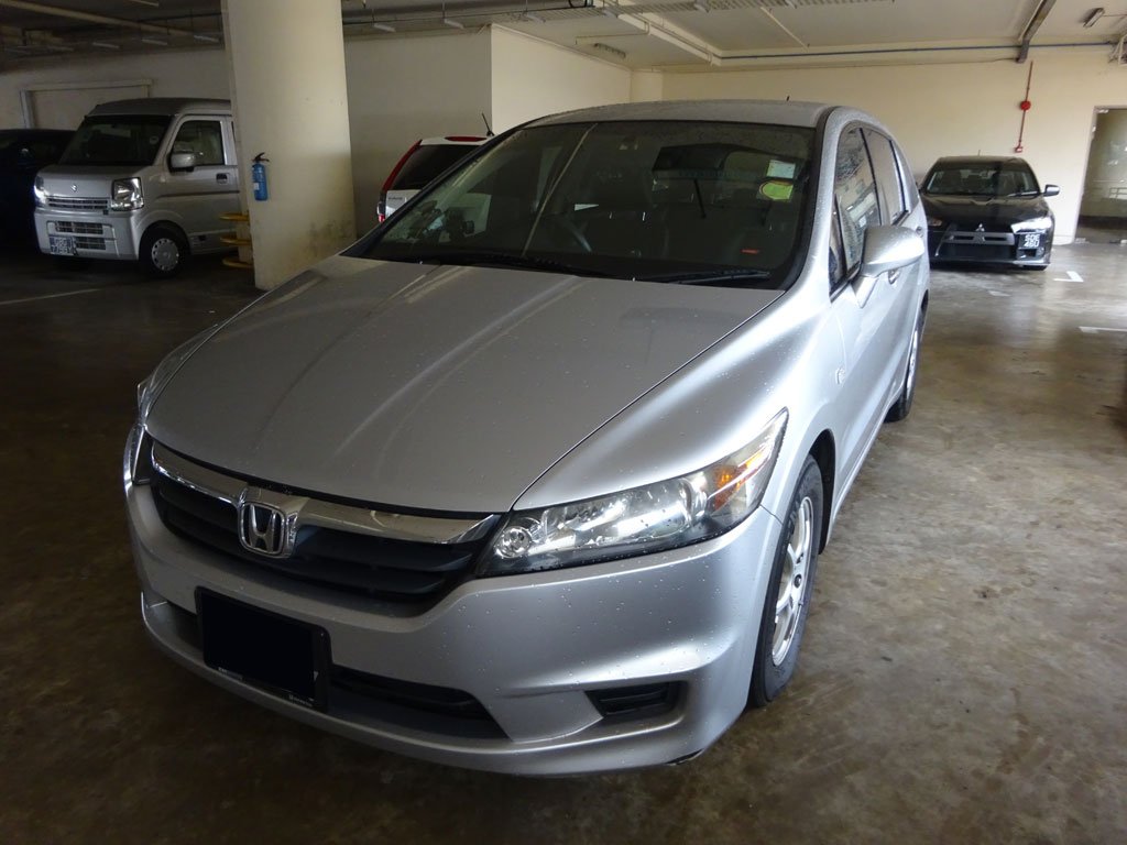 Honda Stream 1.8A