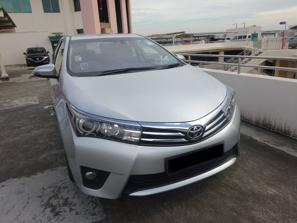 Toyota Corolla Altis 1.6A CVT Elegance