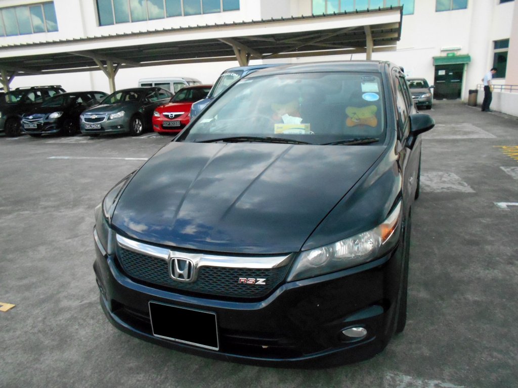 Honda Stream RSZ 1.8A