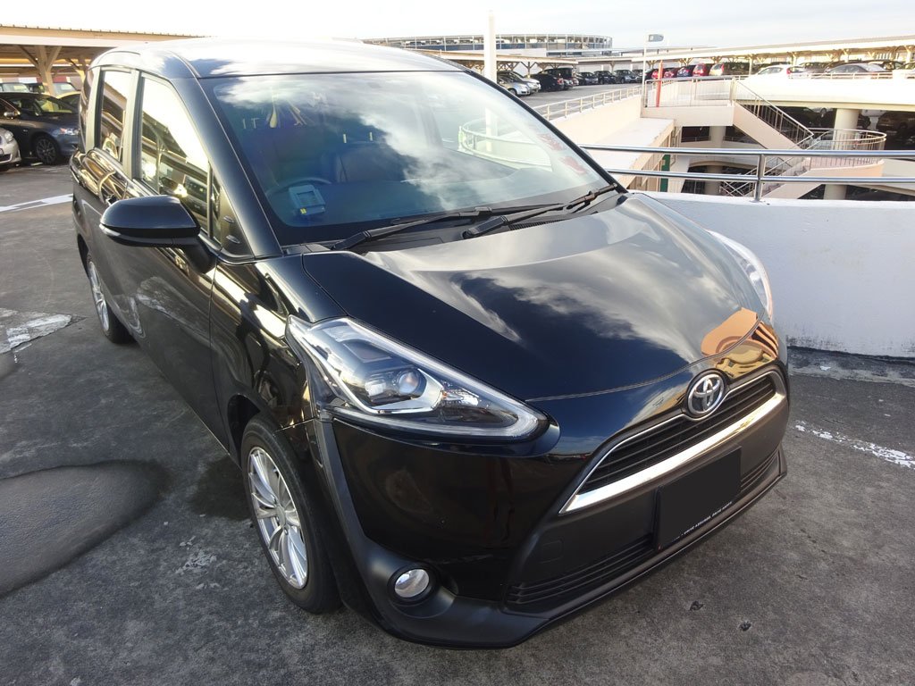 Toyota Sienta 1.5A G