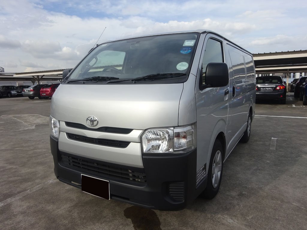 Toyota Hiace 3.0A Turbo