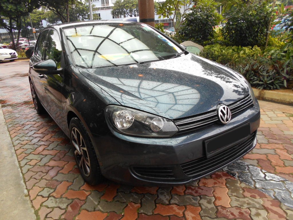 Volkswagen Golf 1.2A TSI